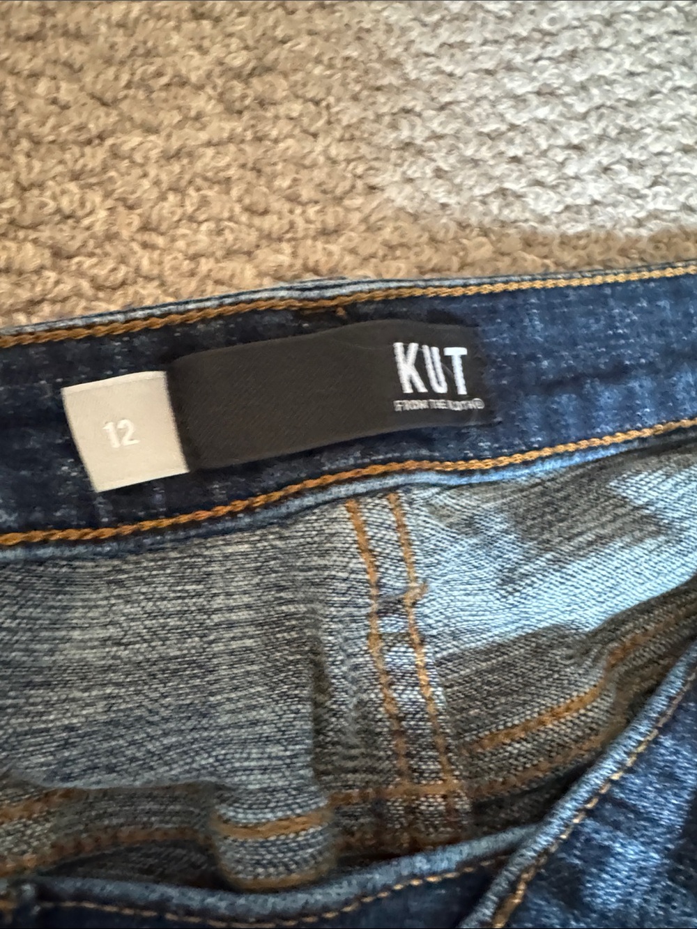 Kut from the Kloth Medium Blue Straight Leg Jeans - Picture 2 of 11